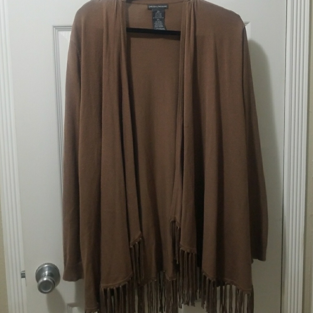 Tassels! Light weight brown sweater